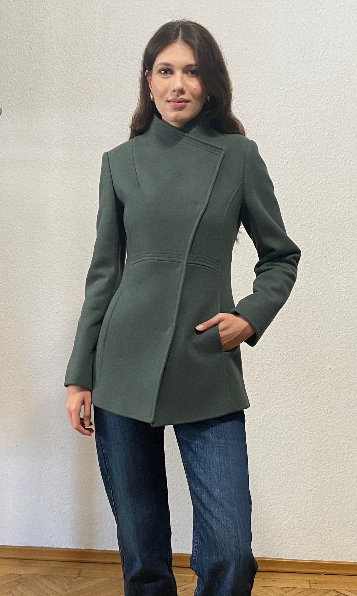 Jacheta scurta dama din stofa de lana Art. 338