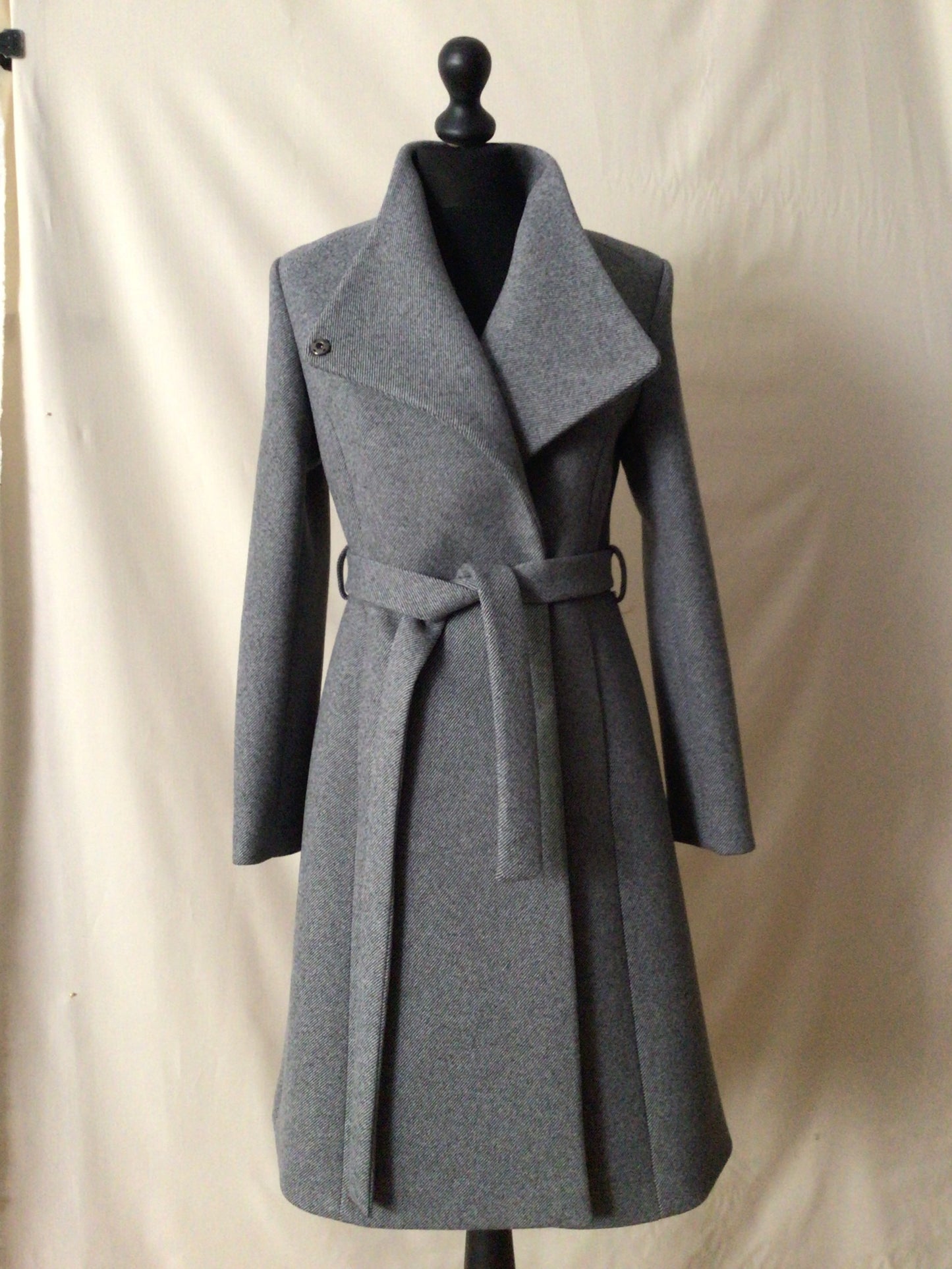 Palton din stofa de lana cu cordon Art. 308